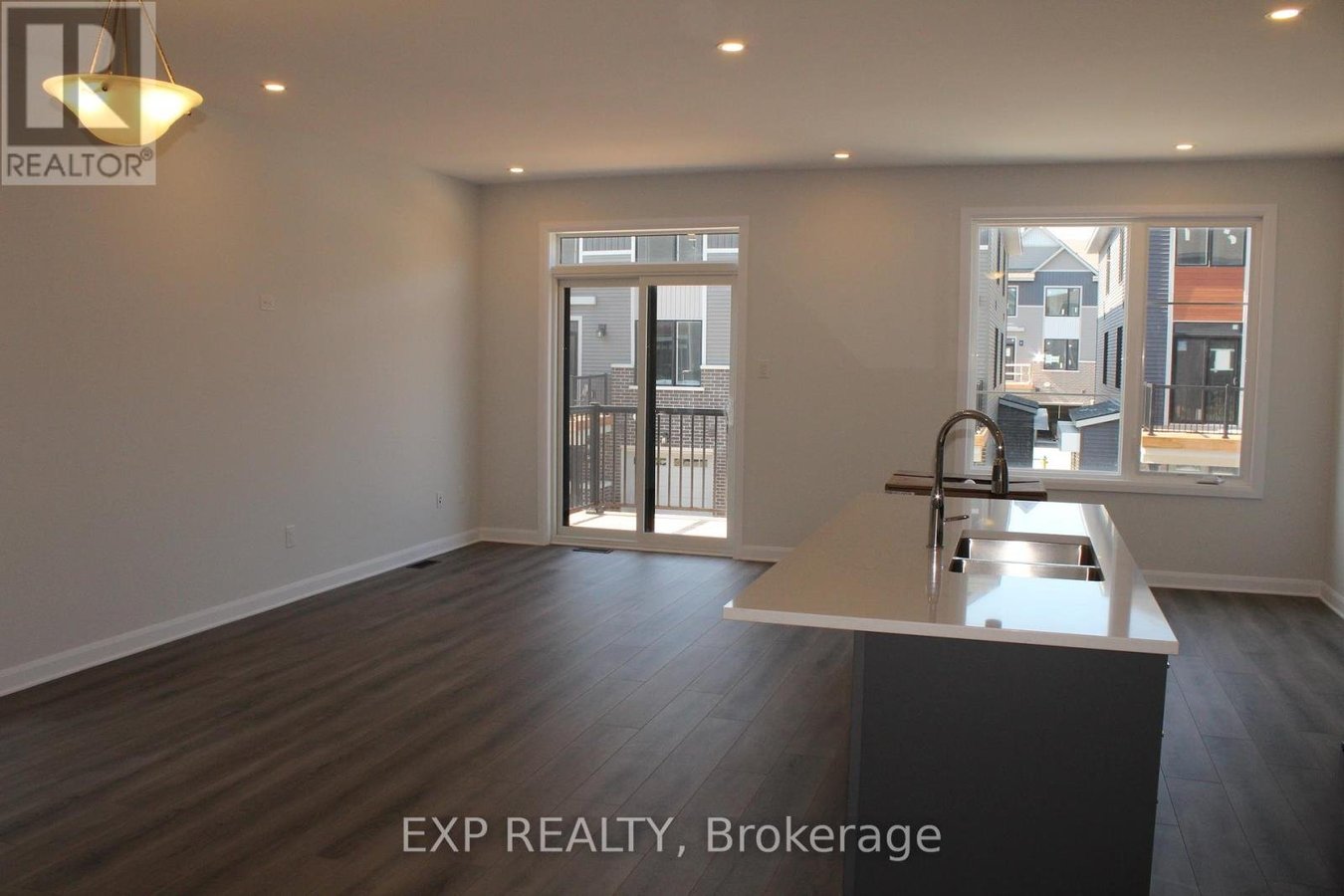 510 WOODLILY PRIVATE - Photo 8
