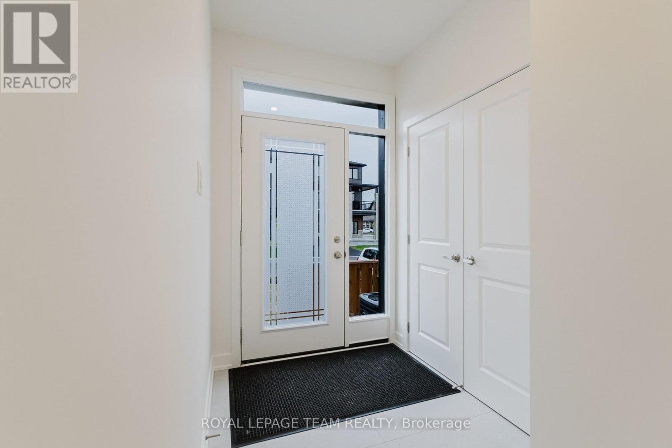 805 ANCIANO CRESCENT - Photo 5