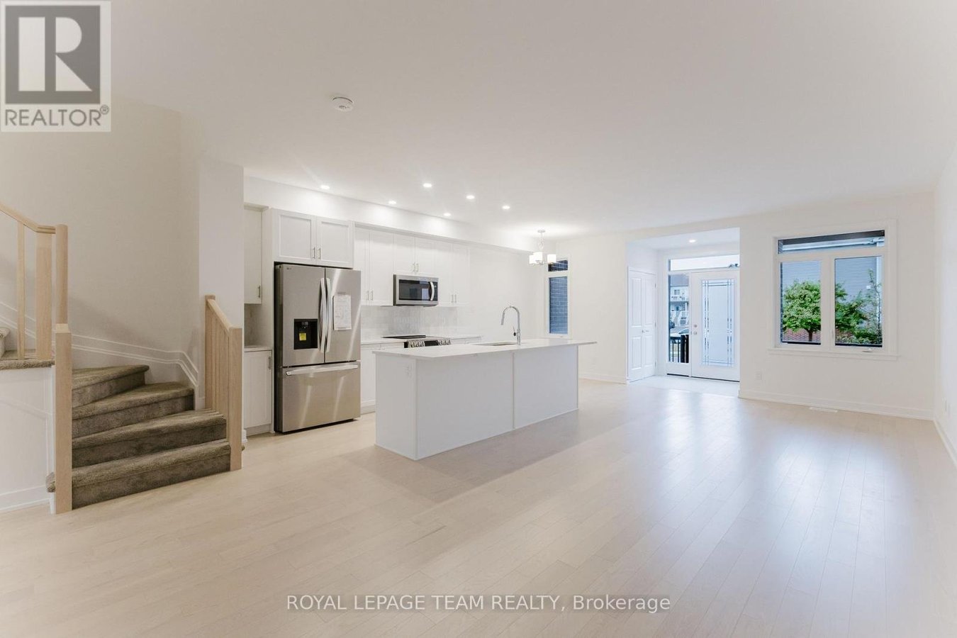 805 ANCIANO CRESCENT - Photo 6
