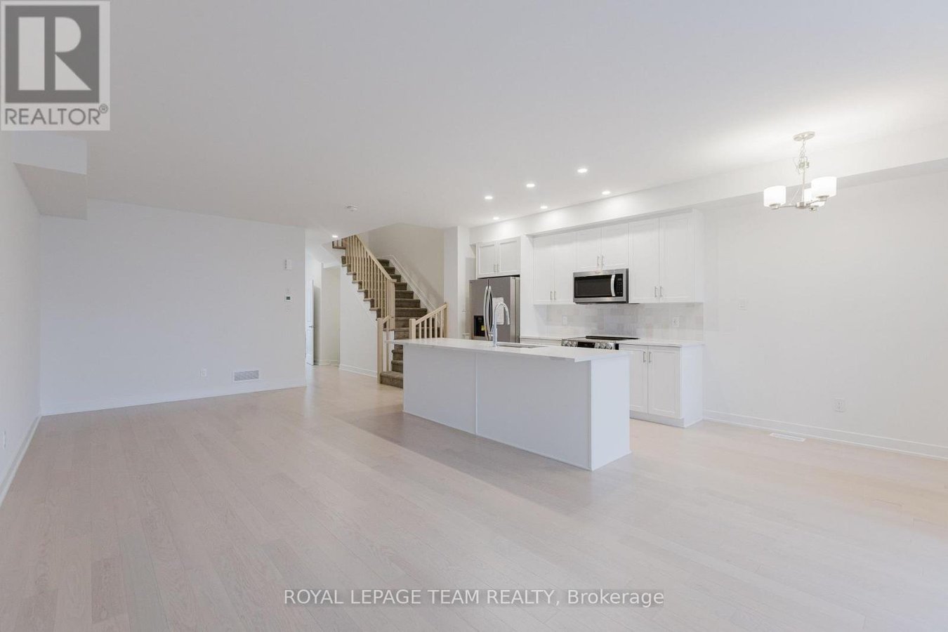 805 ANCIANO CRESCENT - Photo 7