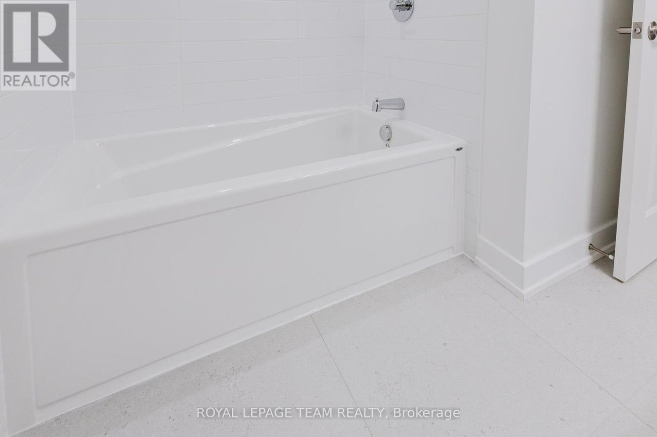 805 ANCIANO CRESCENT - Photo 24