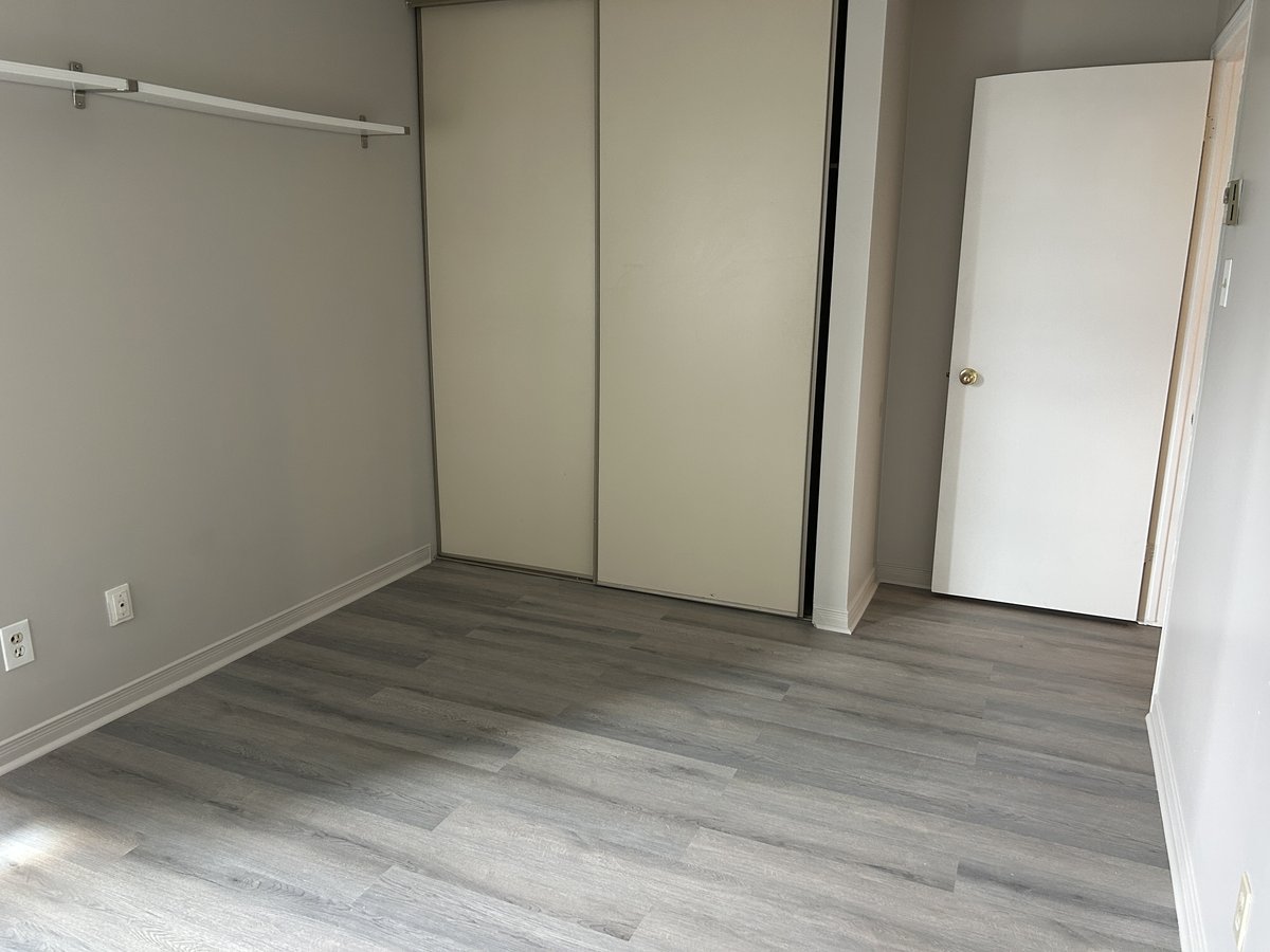 118 New Orchard Avenue North - Photo 12