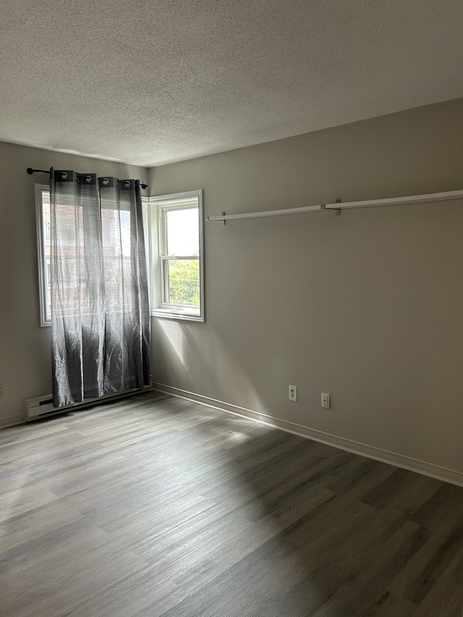 118 New Orchard Avenue North - Photo 11