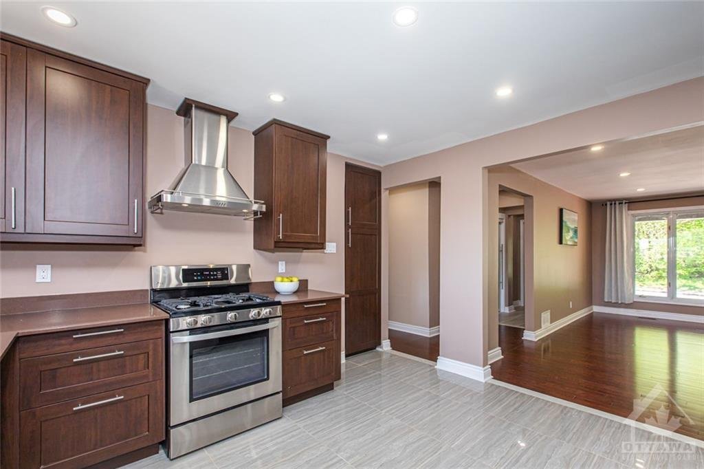 2674 Clarenda Street - Photo 6