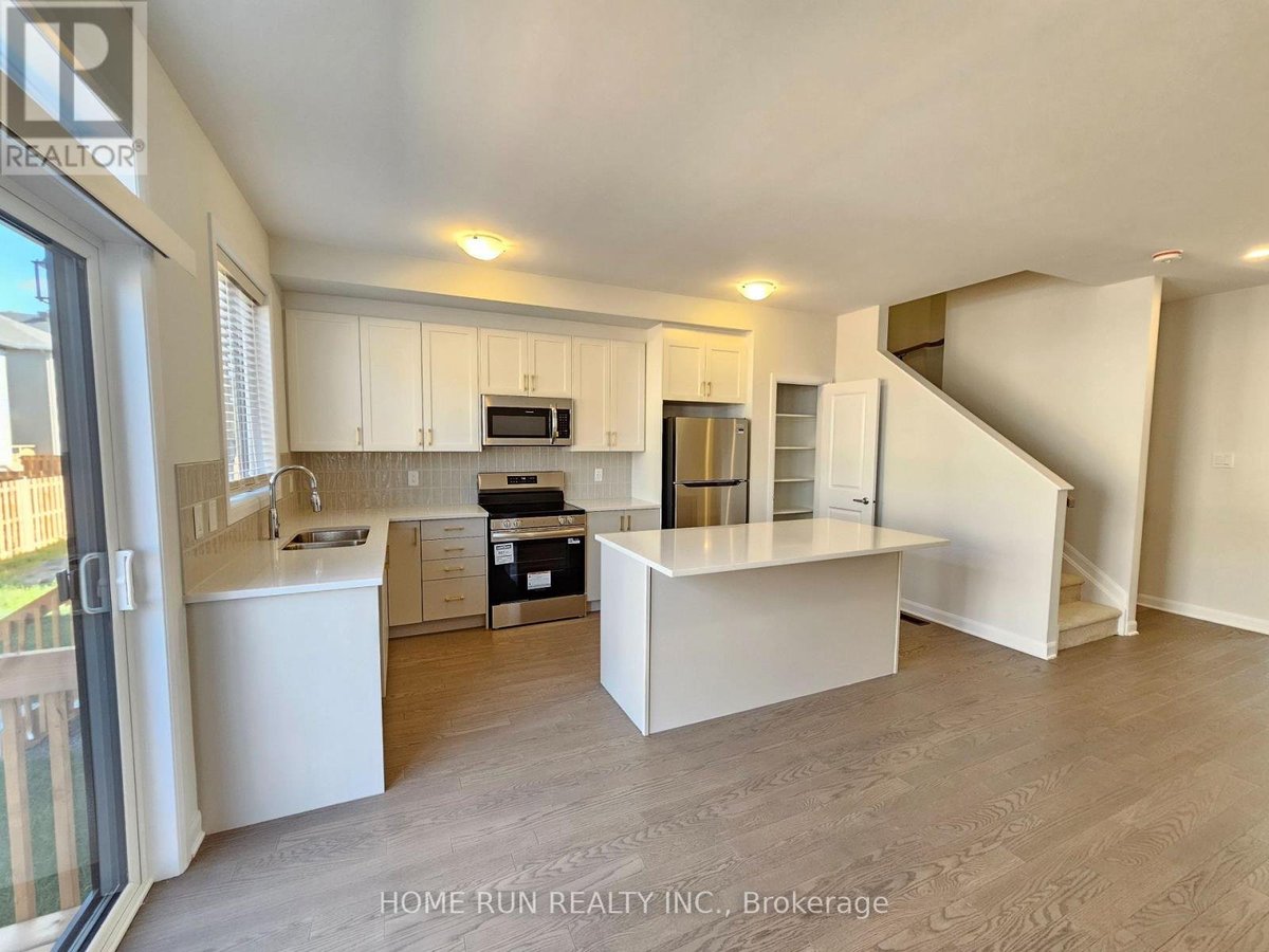 932 EILEEN VOLLICK CRESCENT - Photo 4