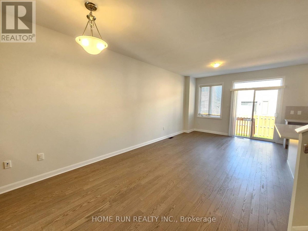 932 EILEEN VOLLICK CRESCENT - Photo 6
