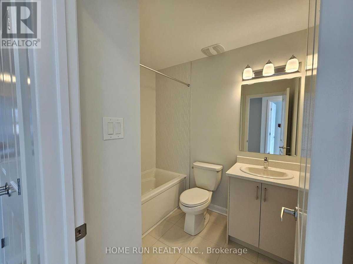 932 EILEEN VOLLICK CRESCENT - Photo 15