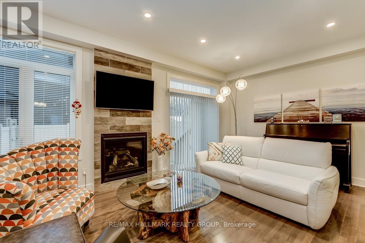 1006 SHEFFORD ROAD - Photo 6