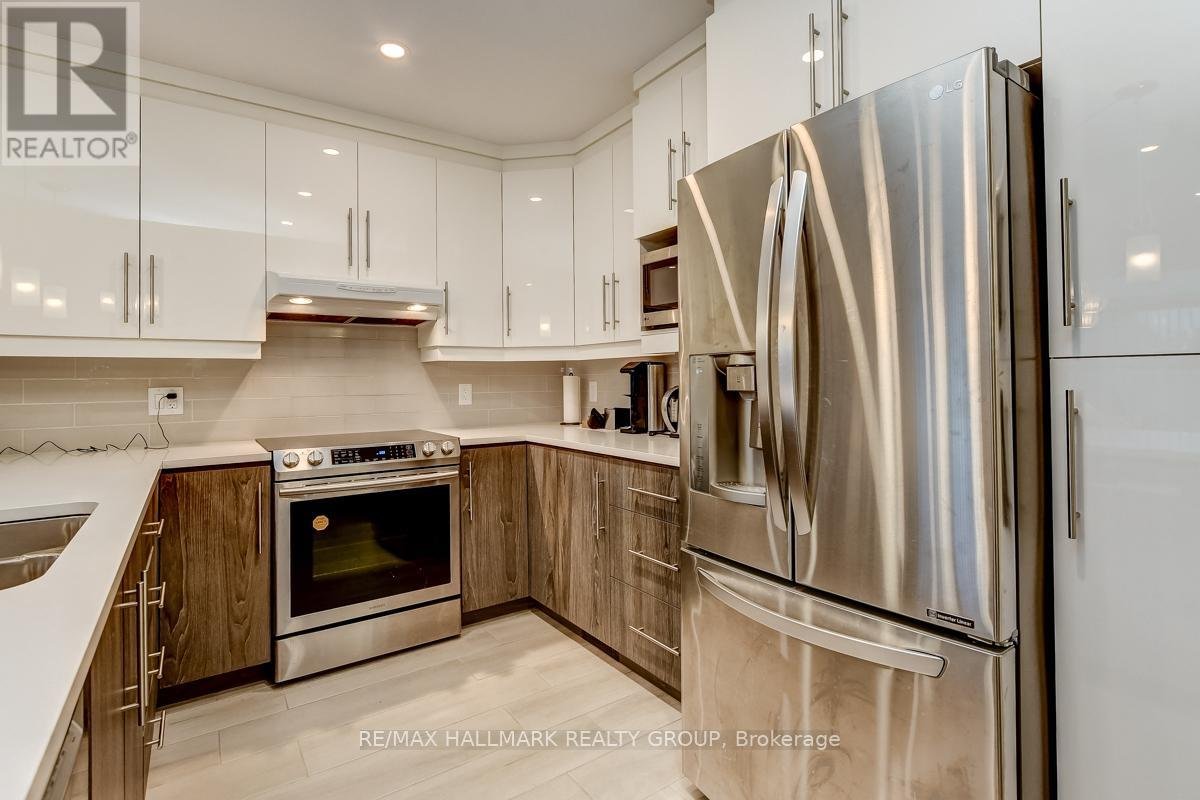 1006 SHEFFORD ROAD - Photo 12
