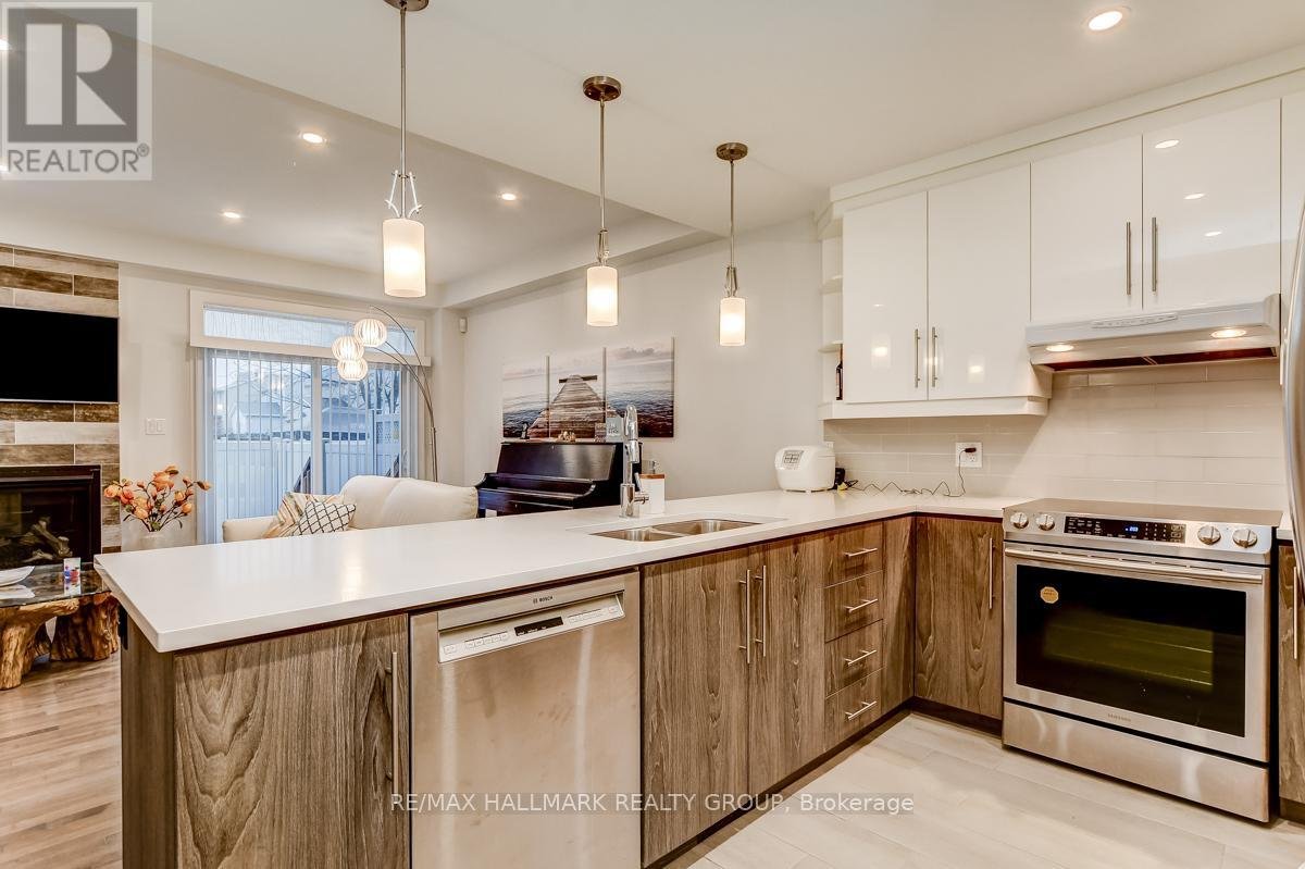 1006 SHEFFORD ROAD - Photo 13