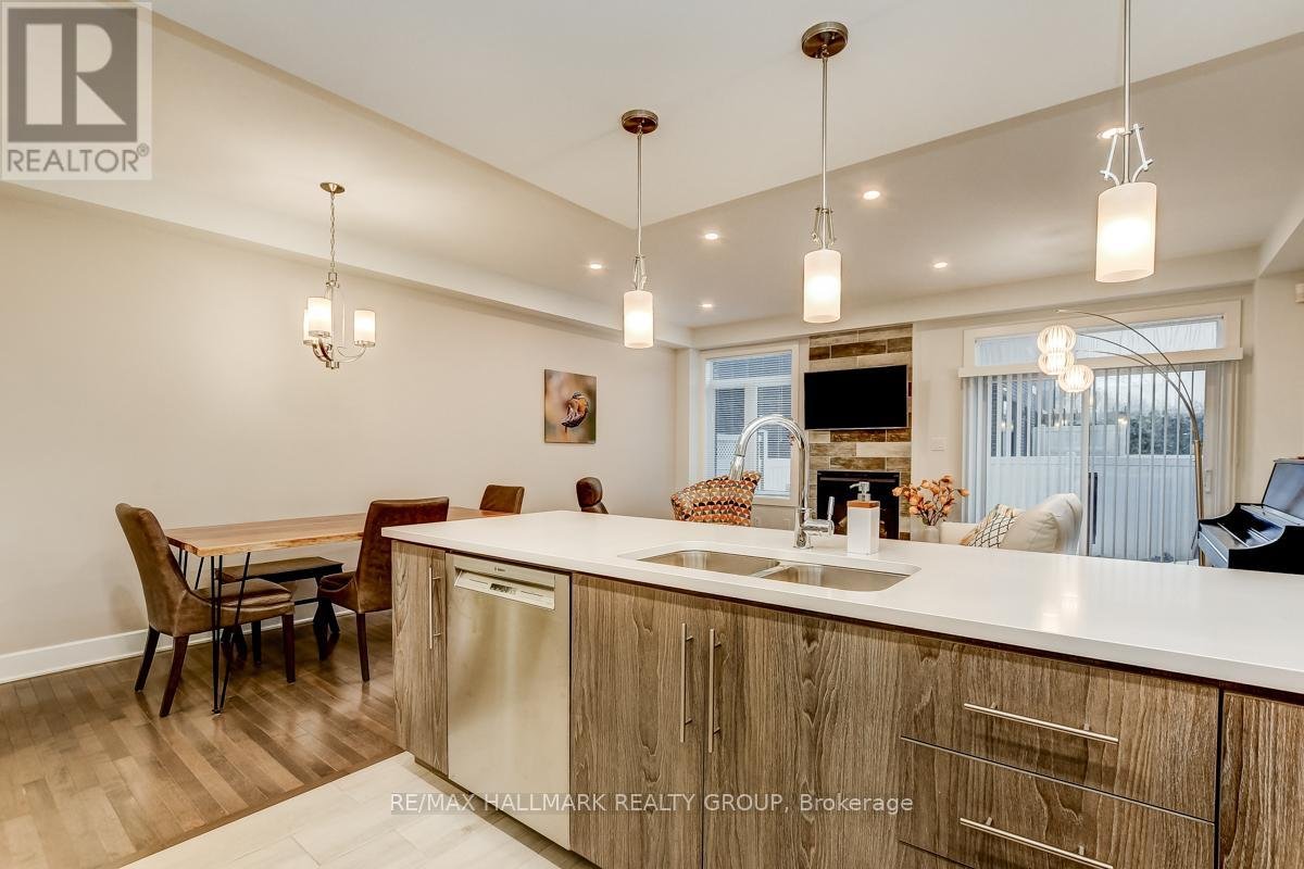 1006 SHEFFORD ROAD - Photo 14