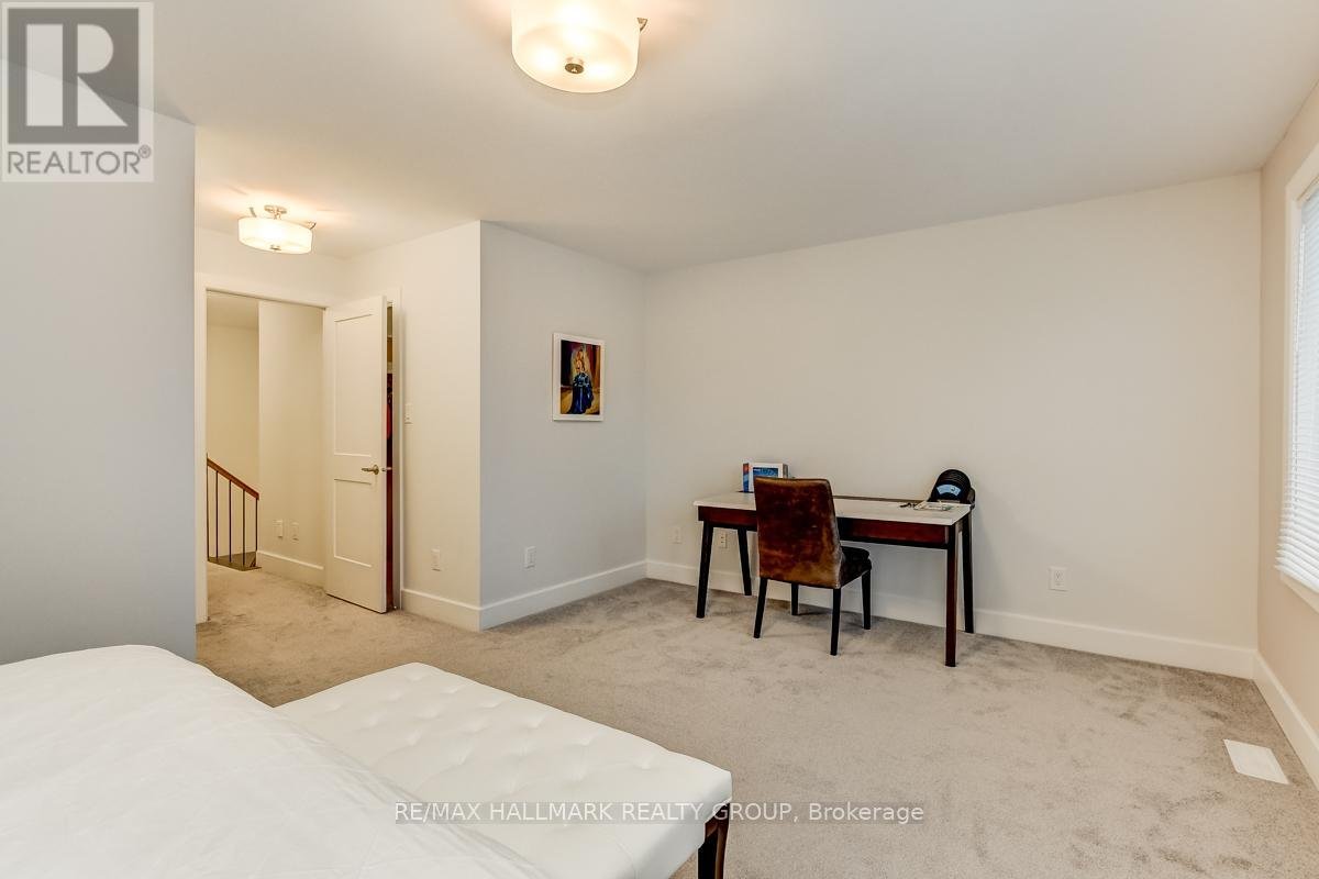 1006 SHEFFORD ROAD - Photo 18