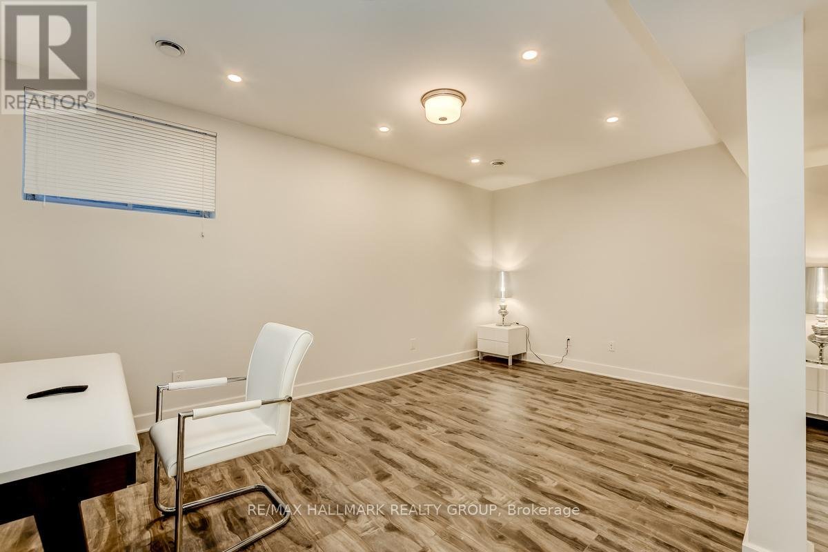 1006 SHEFFORD ROAD - Photo 29