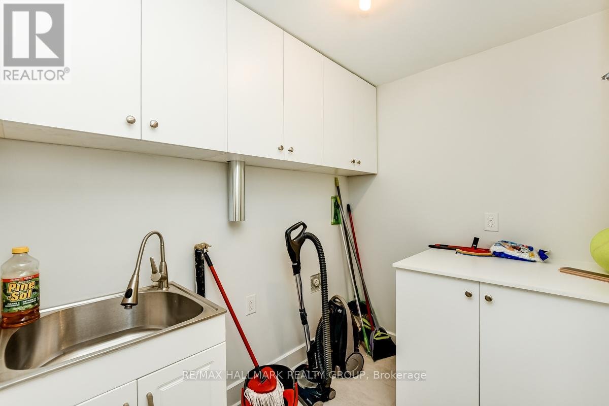 1006 SHEFFORD ROAD - Photo 34