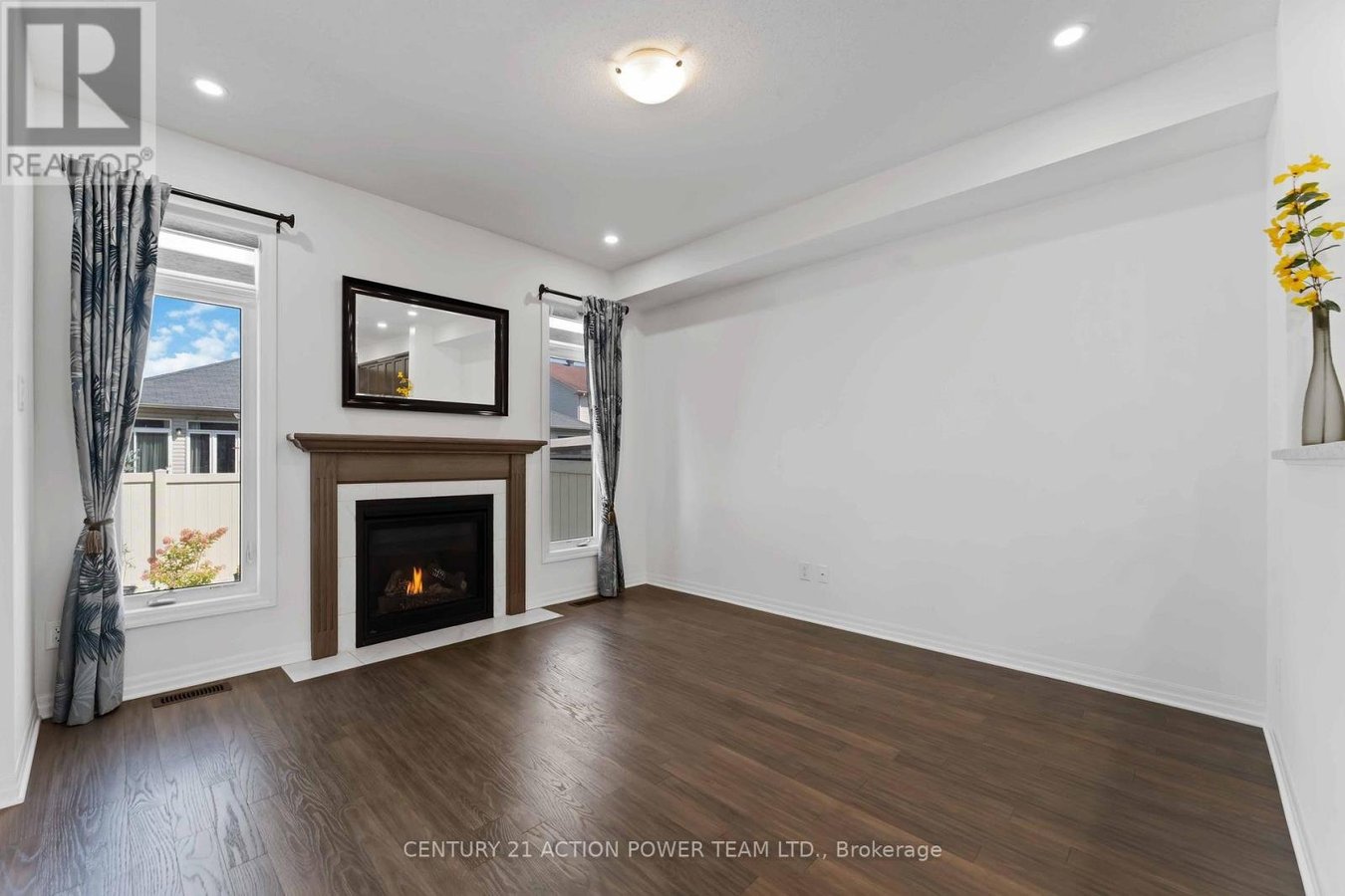 214 GOSSAMER STREET - Photo 8