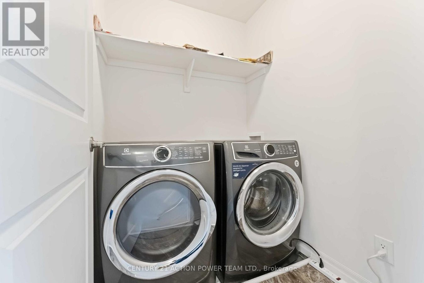 214 GOSSAMER STREET - Photo 20