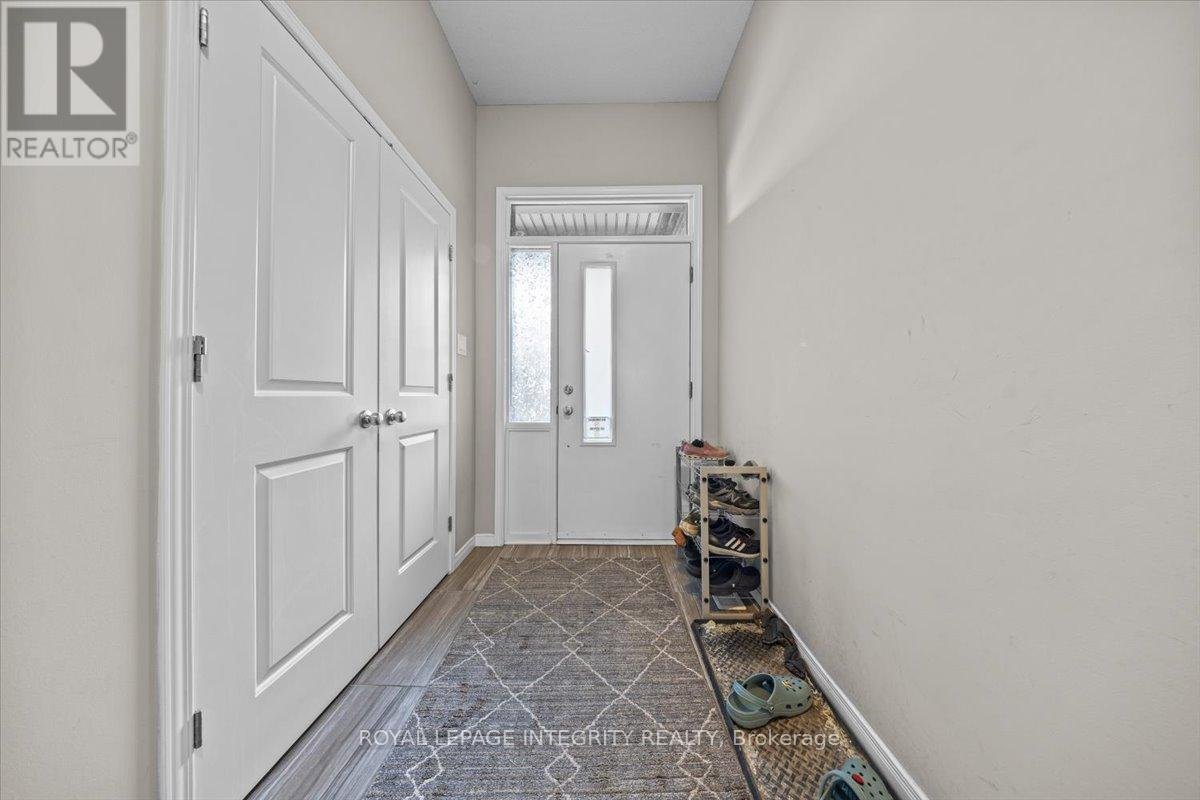 14 HACKNEY PRIVATE - Photo 3