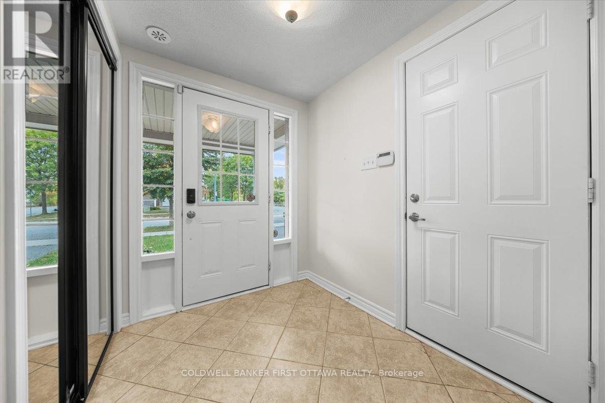 121 PAR-LA-VILLE CIRCLE - Photo 2