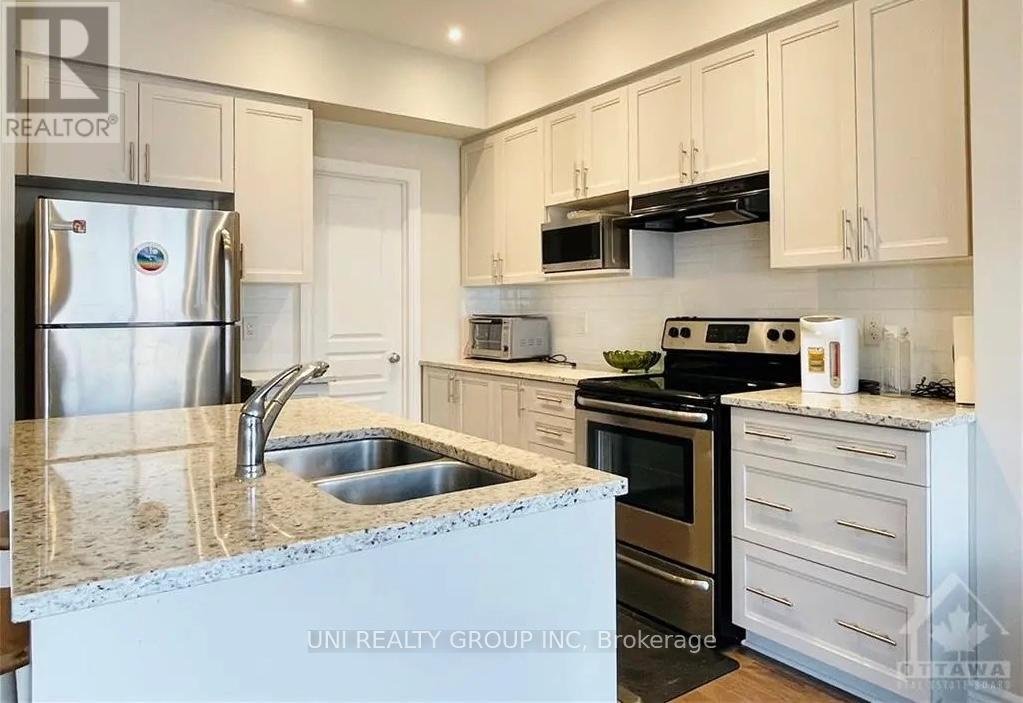 520 EARNSCLIFFE GROVE - Photo 13
