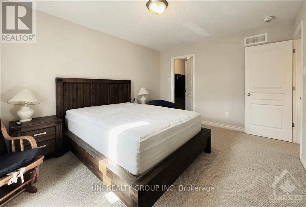 520 EARNSCLIFFE GROVE - Photo 16