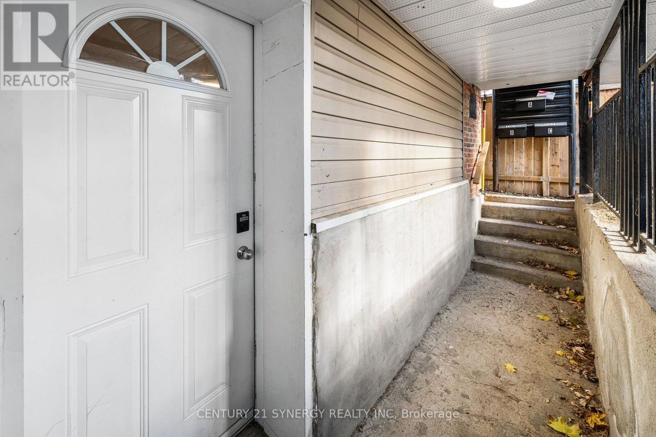C - 269 LALEMANT STREET - Photo 3