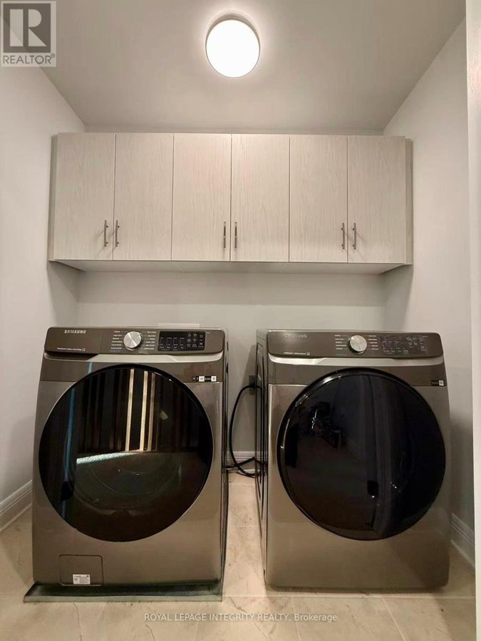 519 HITZLAY TERRACE - Photo 19