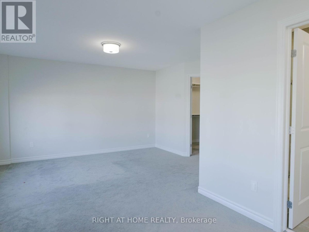 531 SONMARG CRESCENT - Photo 16