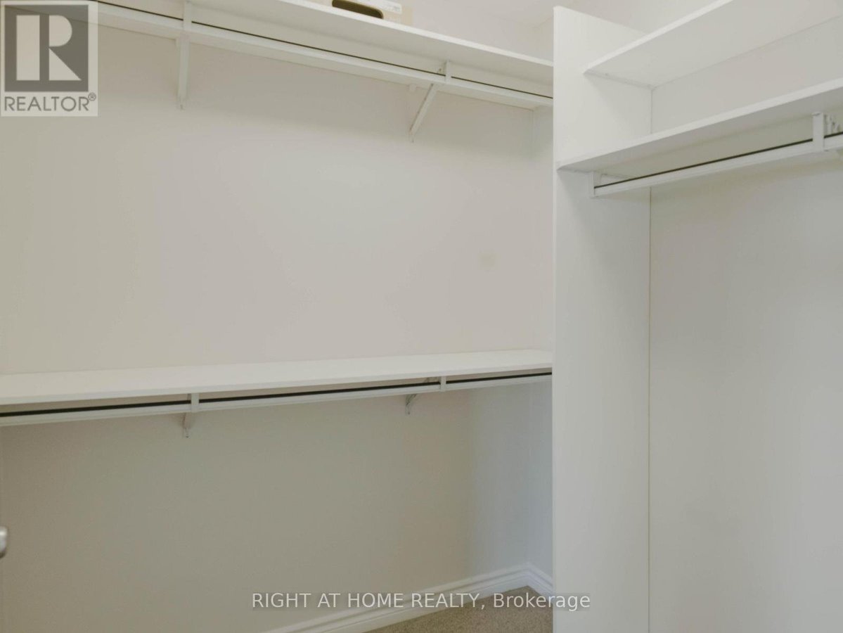 531 SONMARG CRESCENT - Photo 20