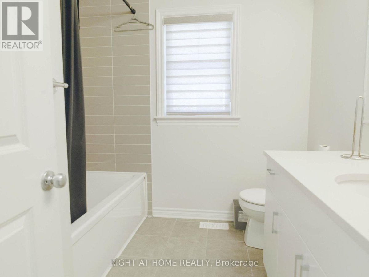 531 SONMARG CRESCENT - Photo 28