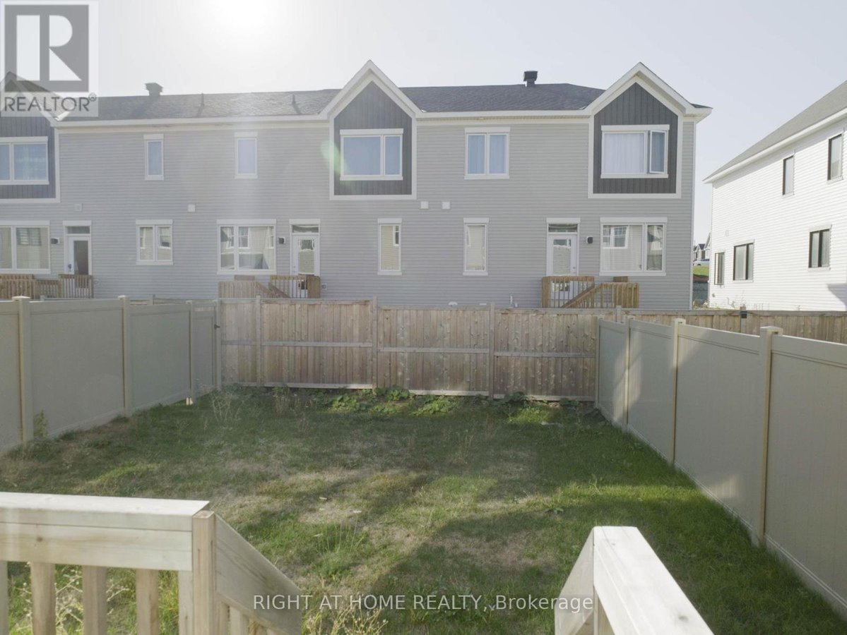 531 SONMARG CRESCENT - Photo 29