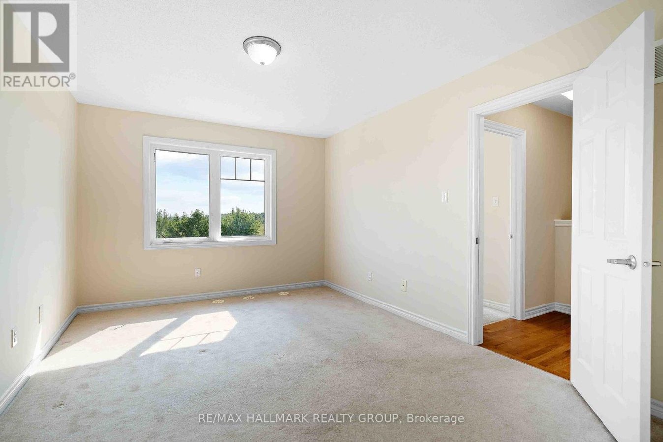 164 SUNSHINE CRESCENT - Photo 19