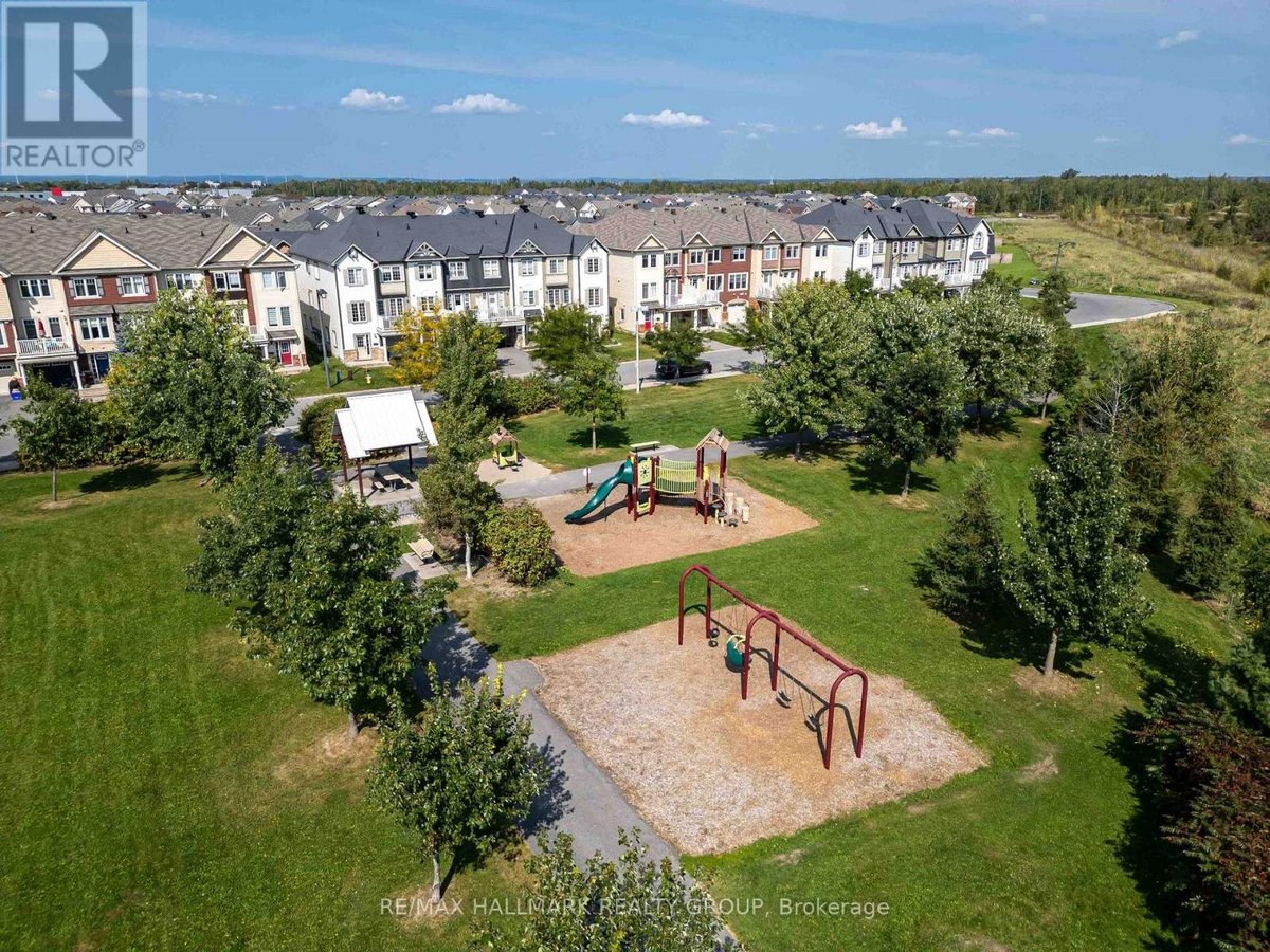 164 SUNSHINE CRESCENT - Photo 22