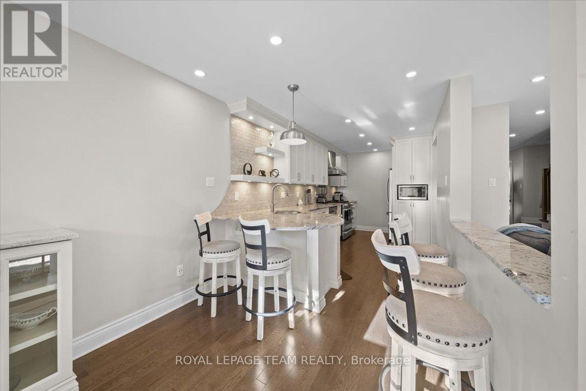 1 PETERSON PLACE - Photo 8