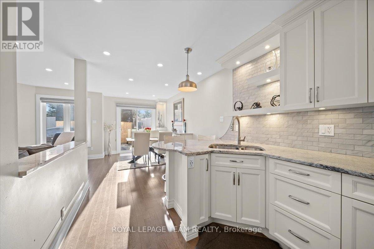 1 PETERSON PLACE - Photo 10