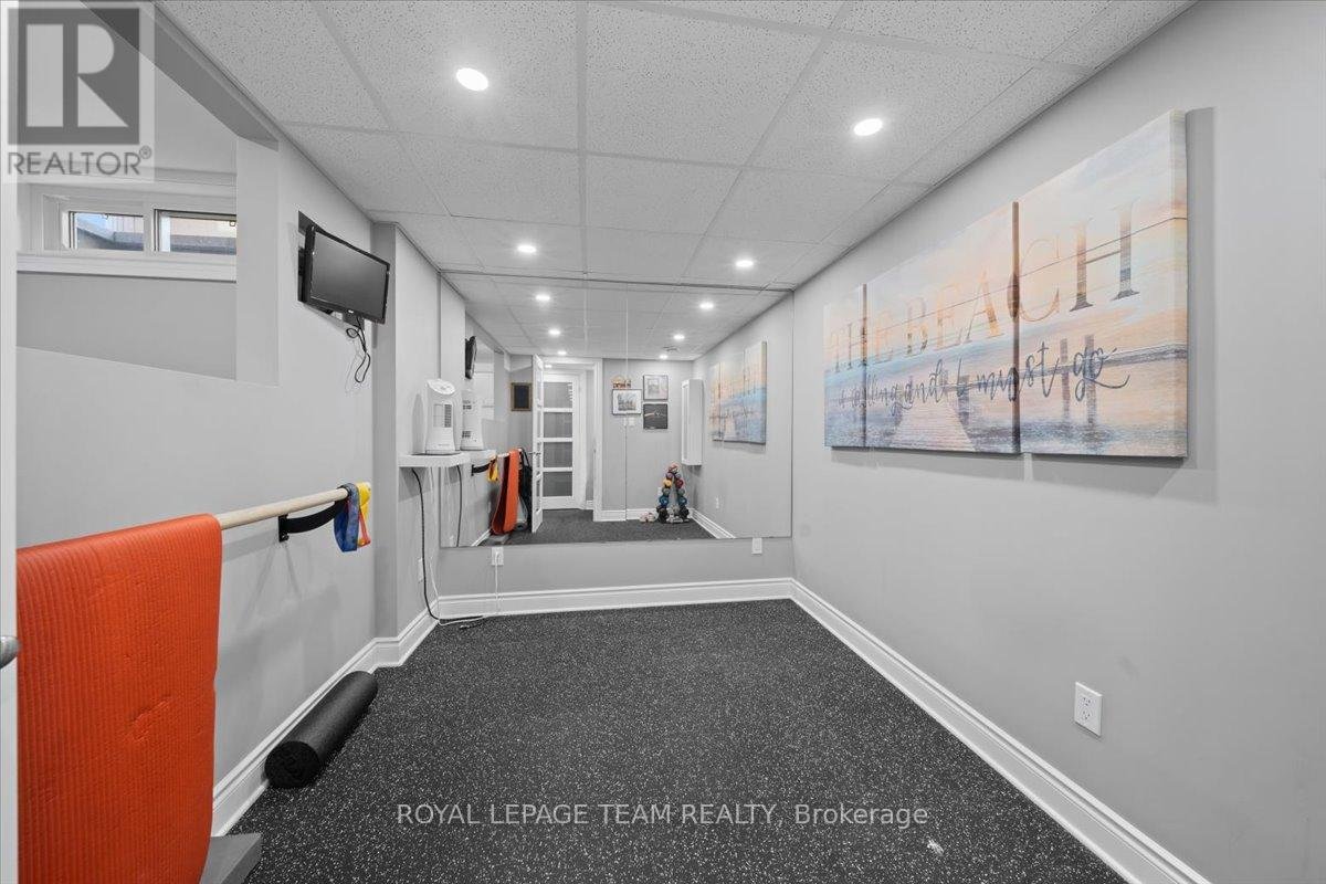 1 PETERSON PLACE - Photo 25