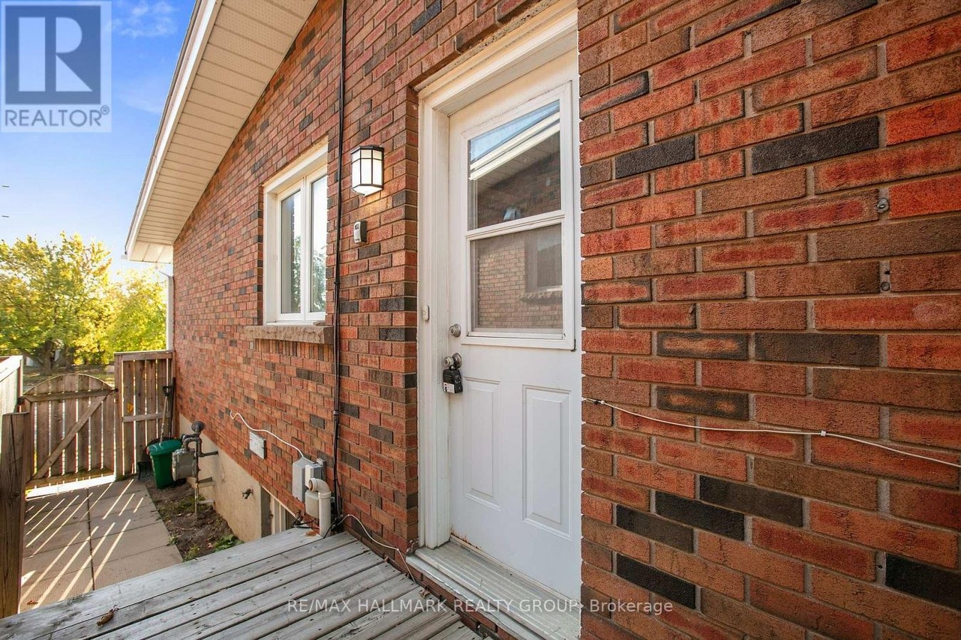 UNIT B - 1135 MAITLAND AVENUE - Photo 2