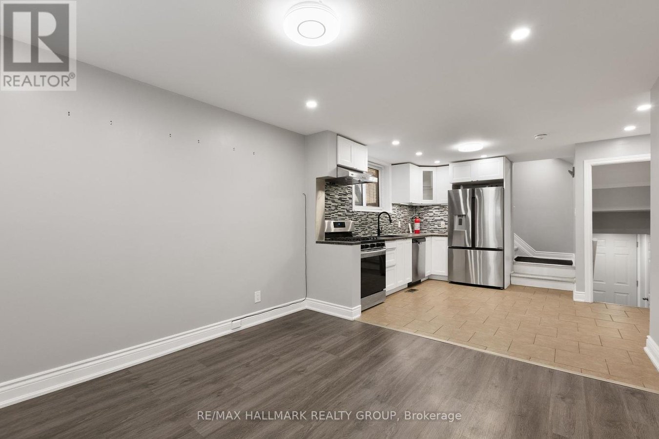 UNIT B - 1135 MAITLAND AVENUE - Photo 5