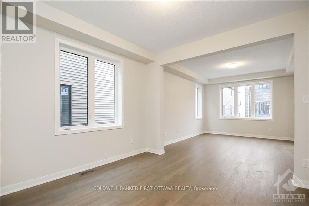 71 KINDRED ROW - Photo 5