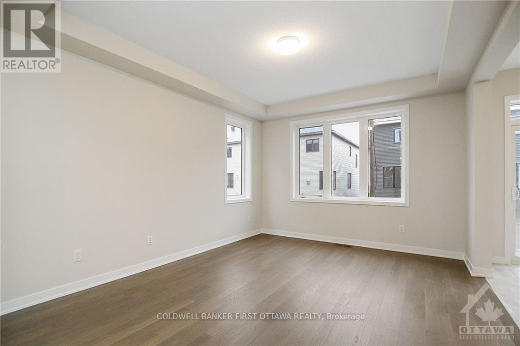 71 KINDRED ROW - Photo 8
