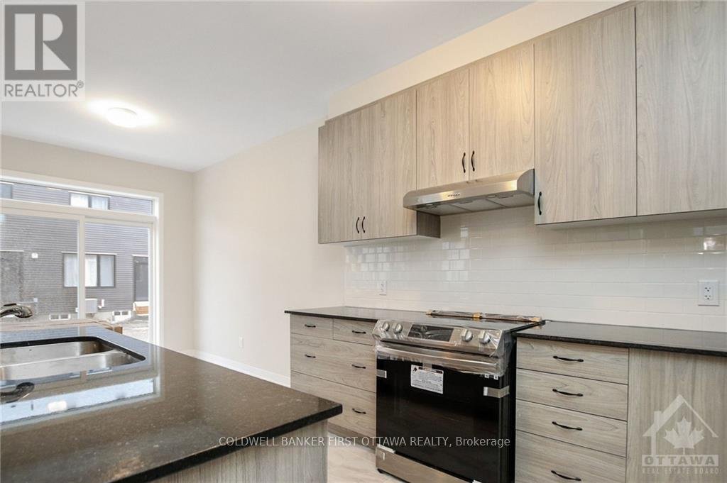 71 KINDRED ROW - Photo 11