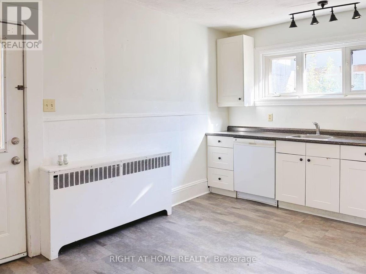 1 - 367 DOMINION AVENUE - Photo 3