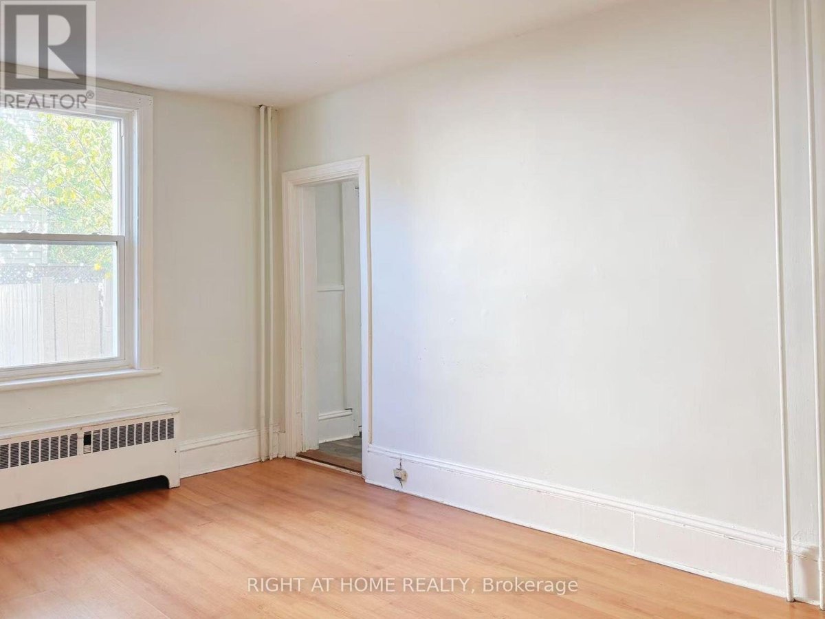 1 - 367 DOMINION AVENUE - Photo 4