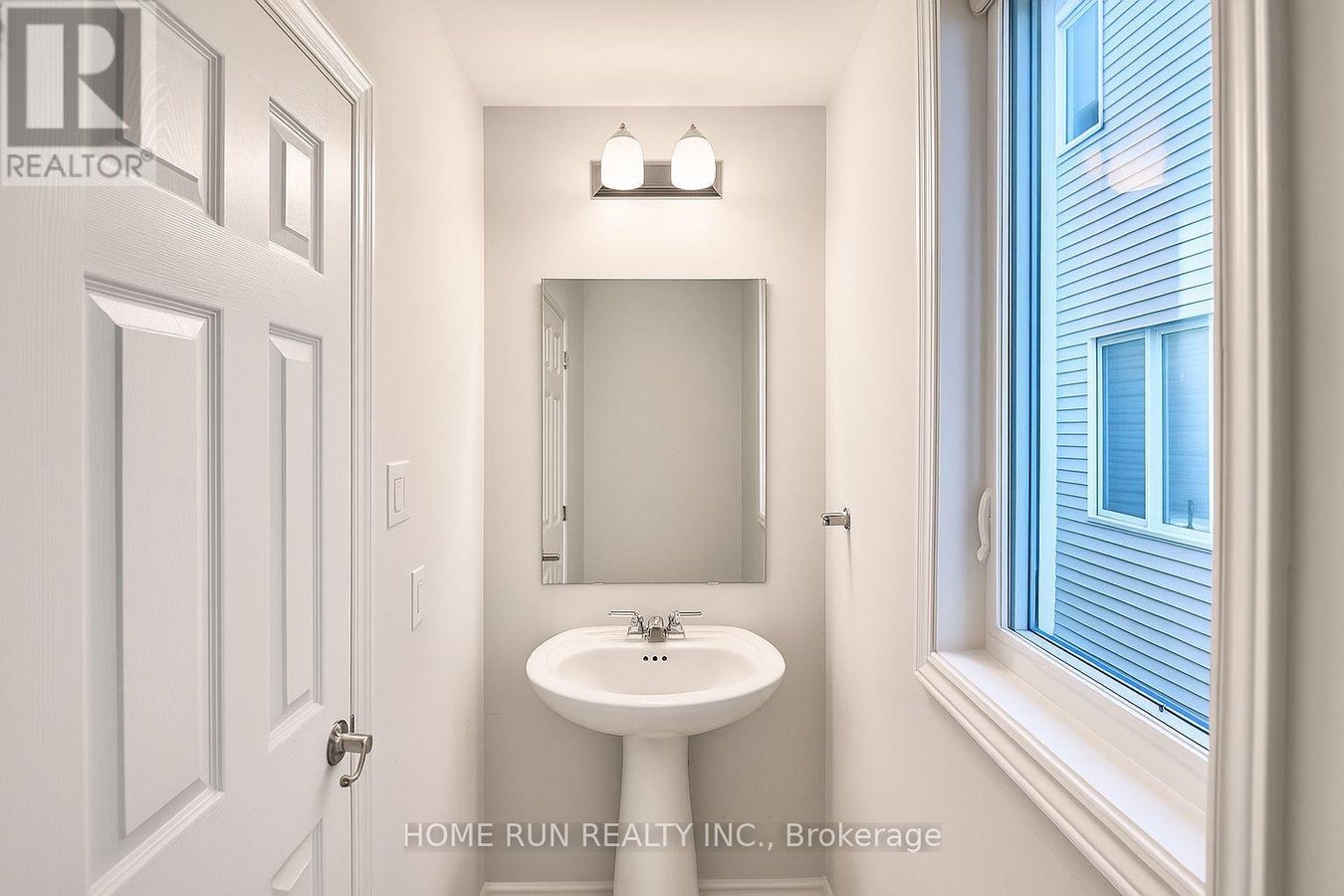 761 DERREEN AVENUE - Photo 19