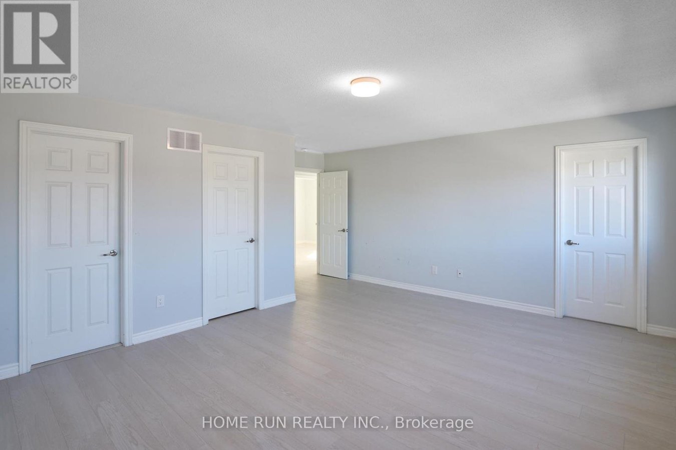 761 DERREEN AVENUE - Photo 22
