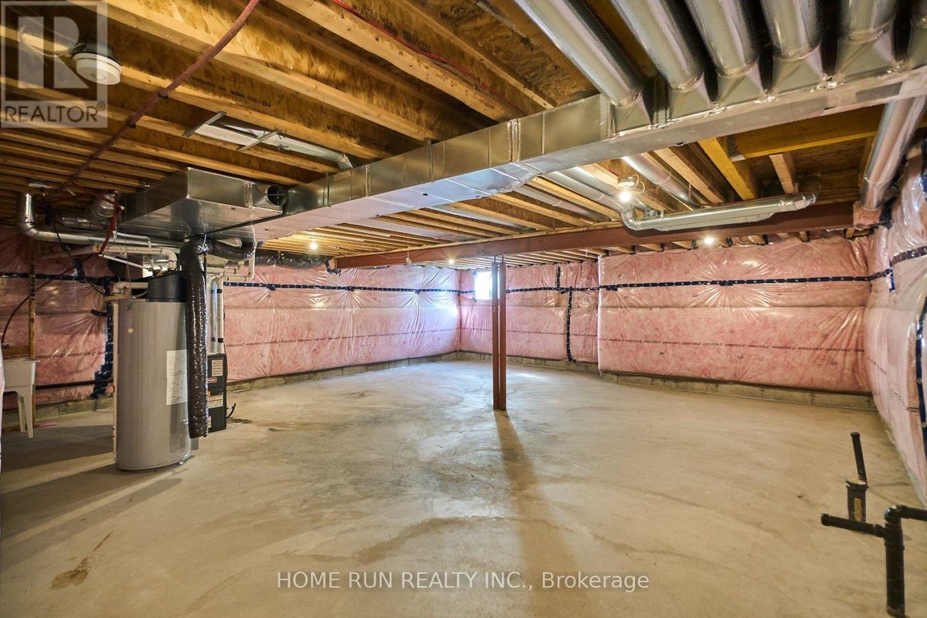 761 DERREEN AVENUE - Photo 36