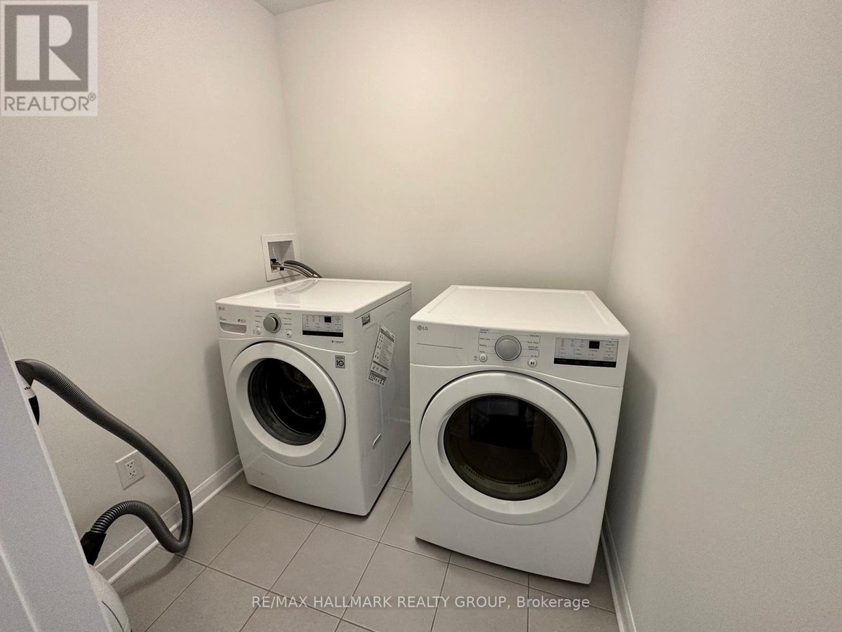 588 LILITH STREET - Photo 20