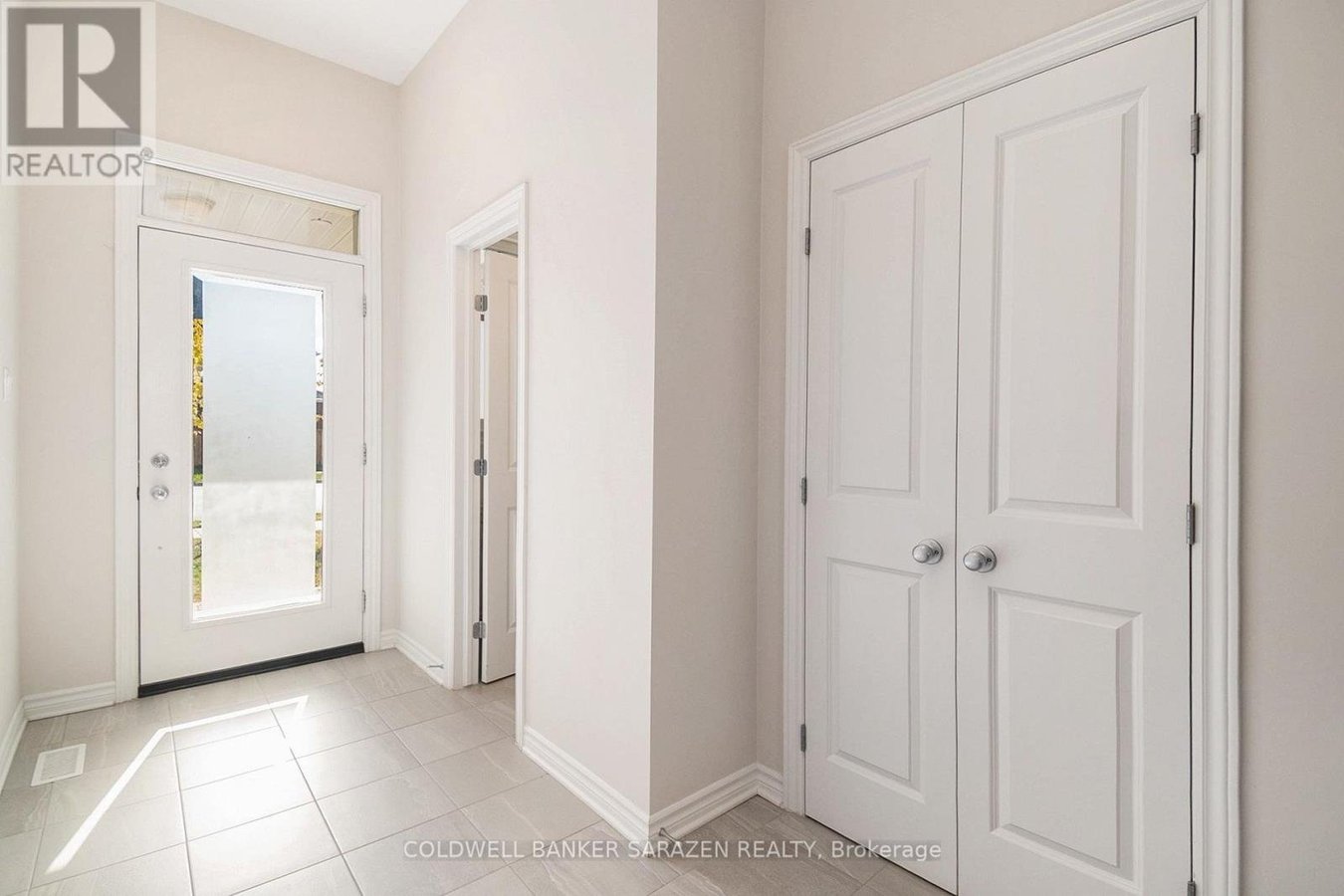365 BARRETT FARM DRIVE - Photo 2