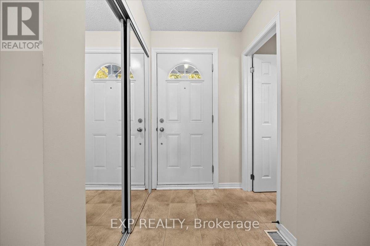 1678 BOISBRIAND CRESCENT - Photo 2