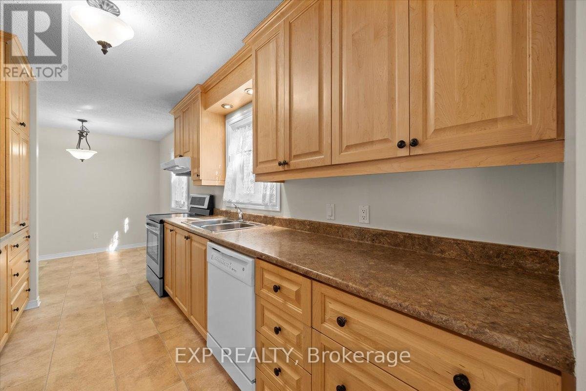 1678 BOISBRIAND CRESCENT - Photo 11
