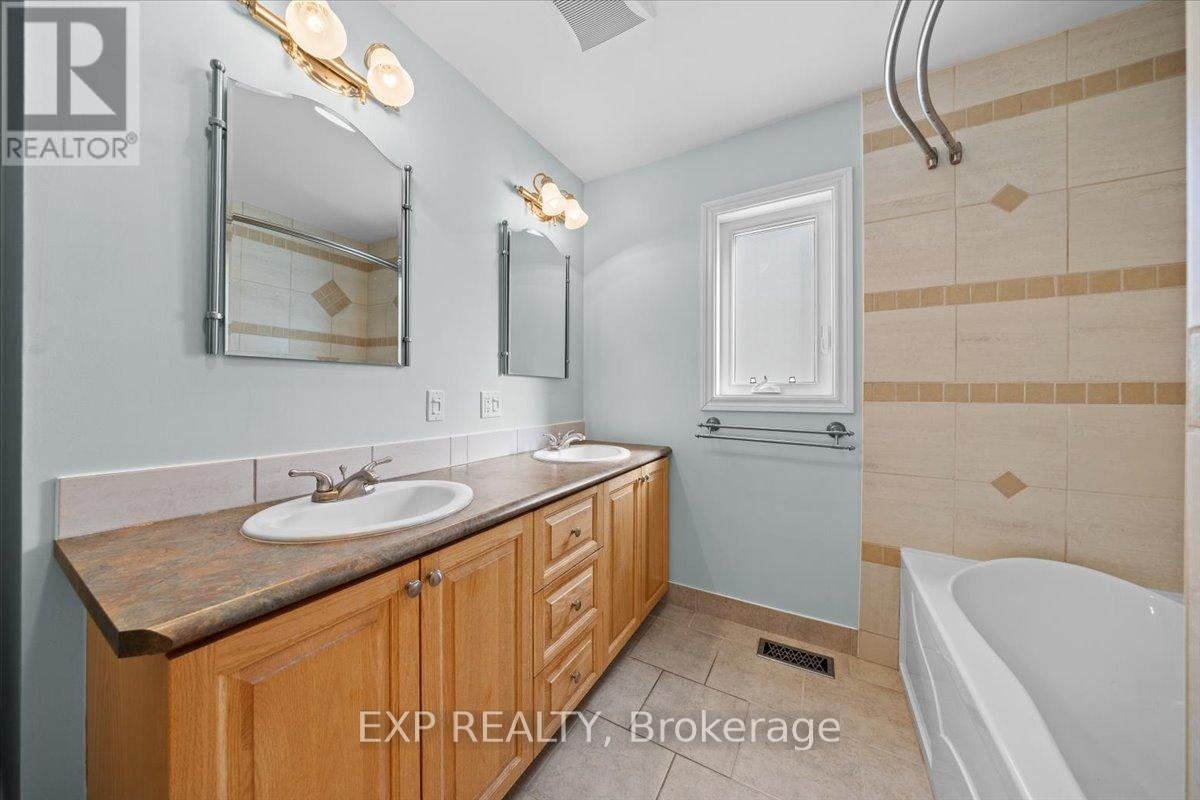 1678 BOISBRIAND CRESCENT - Photo 25